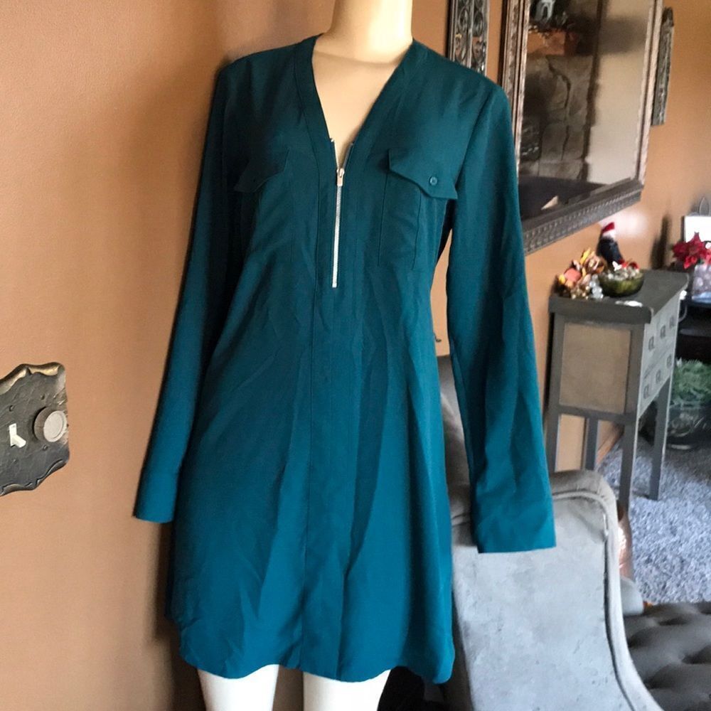 Evergreen shirt dress by Express small